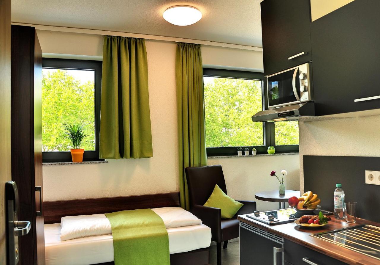 Motel Am Fuerfelder Schloss Bad Rappenau Buitenkant foto