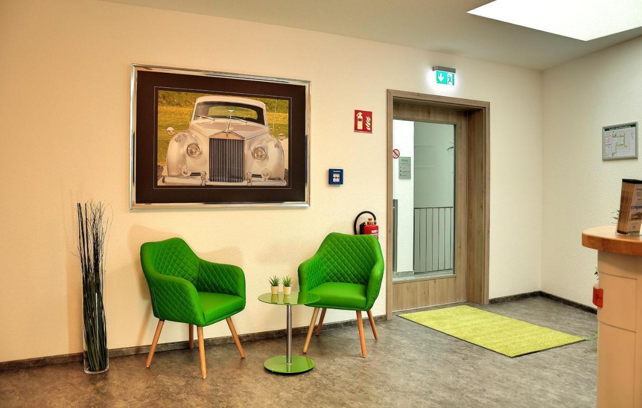 Motel Am Fuerfelder Schloss Bad Rappenau Buitenkant foto